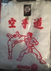 Ronan Brand sz 3 white Gi Uniform Includes White Belt Poly / Cotton 50/50