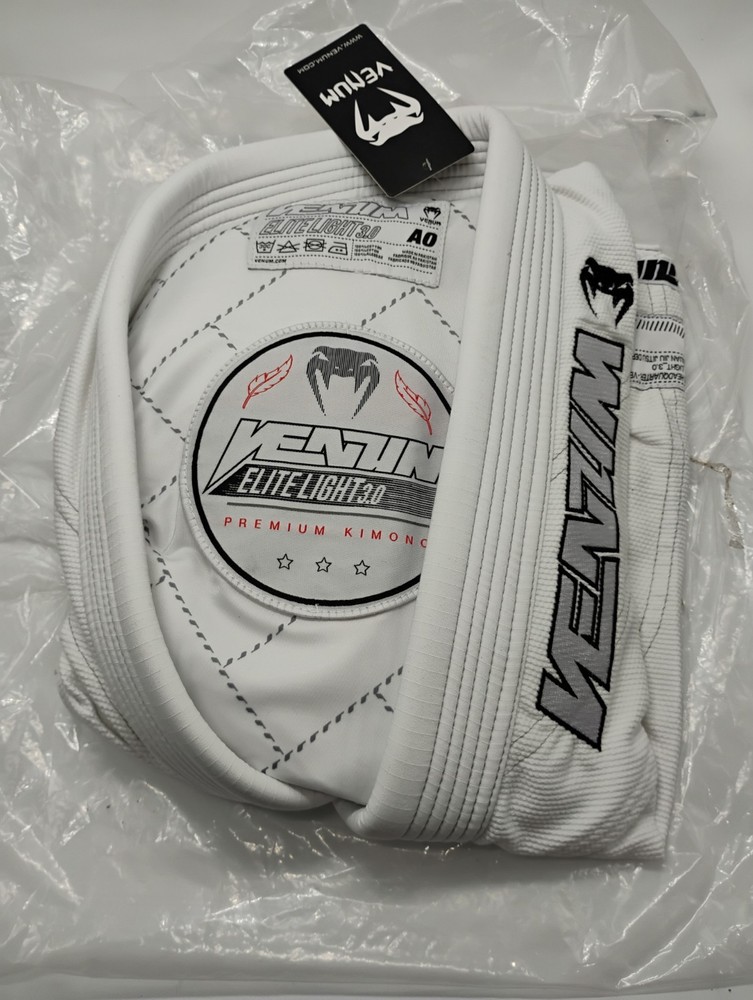 BRAND NEW White Venum Elite Light 3.0 Jiu-Jitsu UFC Premium Kimono Set Size AO