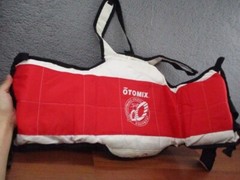 Otomix The World Taekwondo Federation Sparring Vest Martial Arts Karate MMA
