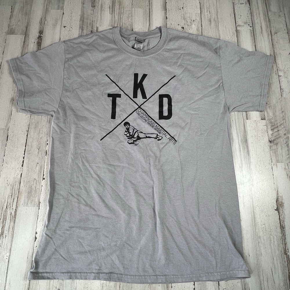 Vintage TKD Taekwondo Shirt 2005 CHAMPIONS DONT QUIT Size Large