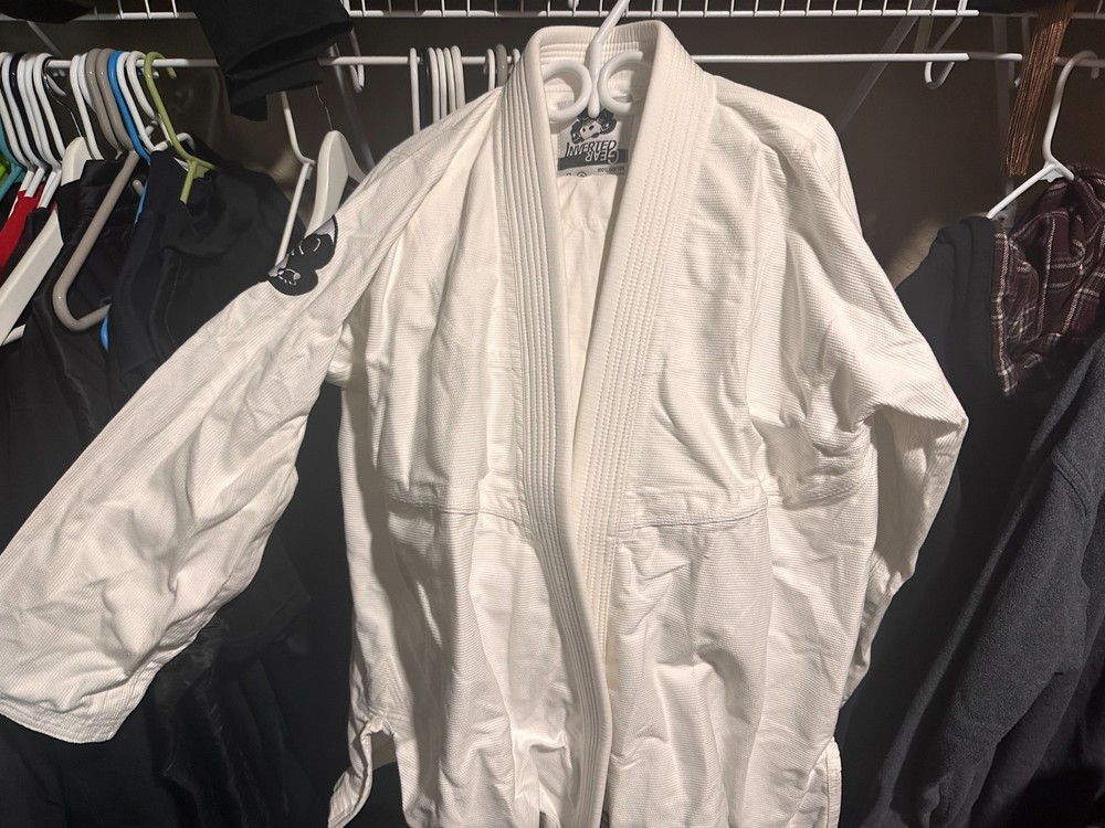 2 Inverted Gear A2H Gis (1 White, 1 Blue)