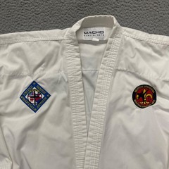 Macho Martial Arts Gi Size 4/180 White Uniform Kimono Karate Tae Kwon Do No Belt