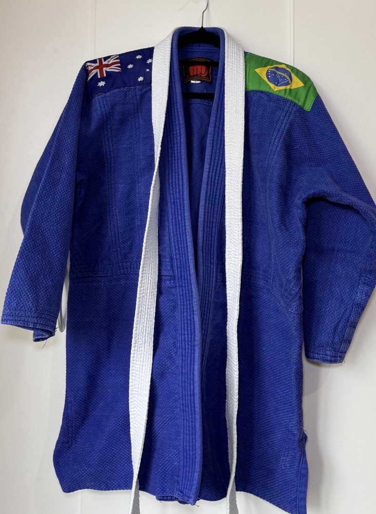 Blue BJJ Gi – Brazilian Jiu Jitsu Uniform with Gracie Barra White Belt & Patches