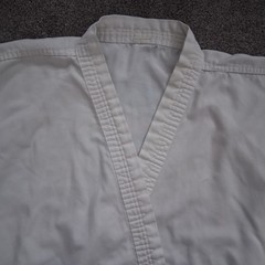 LINKS White Martial Arts Uniform Gi Top/Jacket „Martial Arts World” Logo Size L