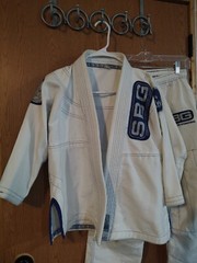 SBG Gi Youth Child White Blue Straight Blast Gym Jiujitsu Gym Complete Set C1 C2