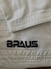 Alliance Jiu Jitsu Braus Female Gi F1 Top fits like an M4 (shrinkage) White