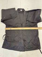 Wolf Black 2 Piece Martial Arts Long Sleeve Pants Outfit Mens Size 400