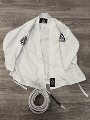 Gracie Jiu-Jitsu Official Gi 100% Cotton White 1/140 Jiu-Jitsu Uniform w/ Belt