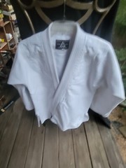 Gracie Barra GI White  – Size 12 – GOOD CONDITION!