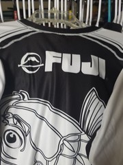 Fuji MMA BJJ Jiu Jitsu Long Sleeve Rashguard Rash Guard – Sakana Black/White