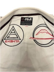 Master Relson Gracie Academy W1 Brazilian Jiu Jitsu Kimono Gi Gear BJJ MMA 2011