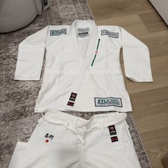 Isami Jiu-Jitsu Gi A1 white special edition xyli cool