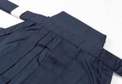 Kendo Uniform Set-Standard – White gi with navy blue hakama – kendo uniform kend