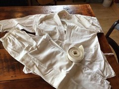 SUN CHOI BROTHERS MARTIAL ARTS UNIFORM KARATE TAE KWON DO Size 3 (5’6” 150lbs)