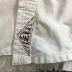 AMA Boys Karate 2-piece Set Longsleeve Jacket & Pants White Suit with Belt Sz 0