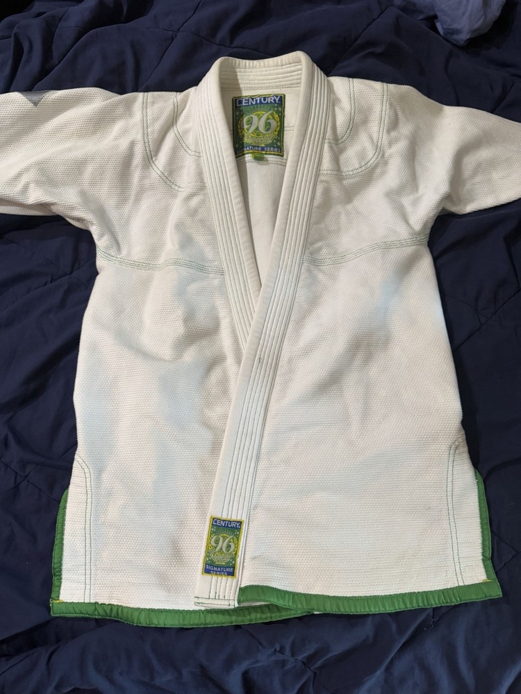 CENTURY 96 Especial Signature Series Jiu-Jitsu Gi White Green A1