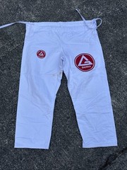 Gracie Barra Gi White BJJ Kimono Set GB1 Size Adult A3 + Revgear Pads + Duffle