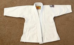 Karate Jiu-Jitsu White Gi Fuji Traditional High Quality Size C0 With Belt