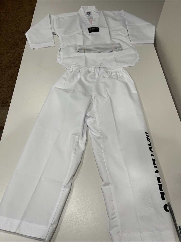 World Taekwondo Dobak Master Lee’s White Kids 1/150
