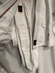 FUJI 7016-W6 – IBJJF Uniform, Pink/White, Size WC1