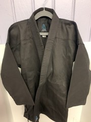 Brazilian Jiu-Jitsu Gi Black Size 1/140. Pants, Top And Belt. 9-11 Years Old.