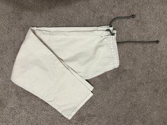 White BreakPoint Jui-Jitsu Gi – Size: A0 top, A0 Pants, A1 White Belt