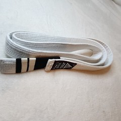 Gracie Jiu-Jitsu Classic Gi With Belt Sz 00/120 (Kids 4-7) White BJJ MMA Boxing