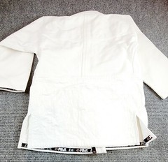 Karate Jiu-Jitsu White Gi Fuji kimono Traditional High Quality Size 2 83977