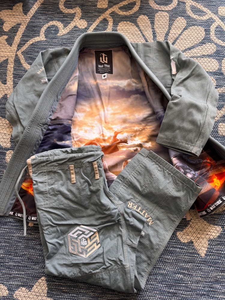 War Tribe Gi Set Womens W1 Gray Jiu Jitsu Ripstop MMA *No Belt