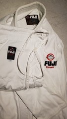 White Fuji Kimono A4 Pre-owned *Fast Ship*