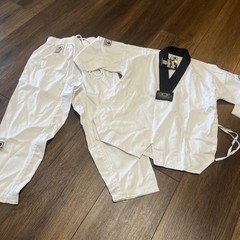 Twister Fightwear. Size 000 Cotton Blend Taekwondo