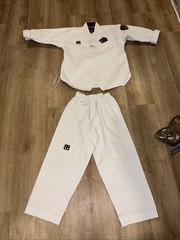 Mooto TaeKwonDo Martial Arts Standard Uniform Size YS 130 (6-8) Mint Condition