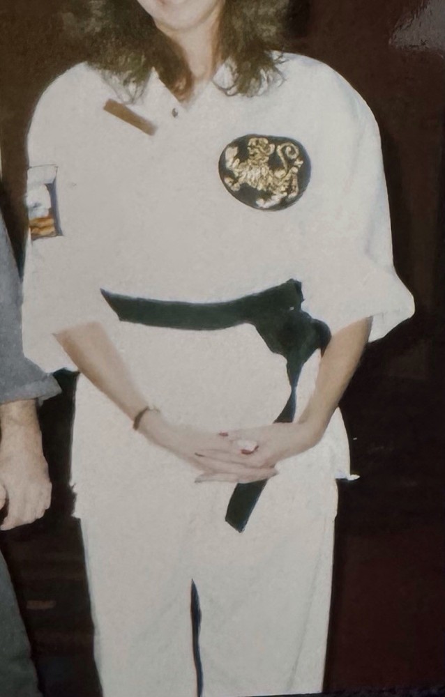 KI INTERNATIONAL WHITE HEAVY COTTON KARATE UNIFORM SIZE 5~PRE-OWNED~WORE IT ONCE