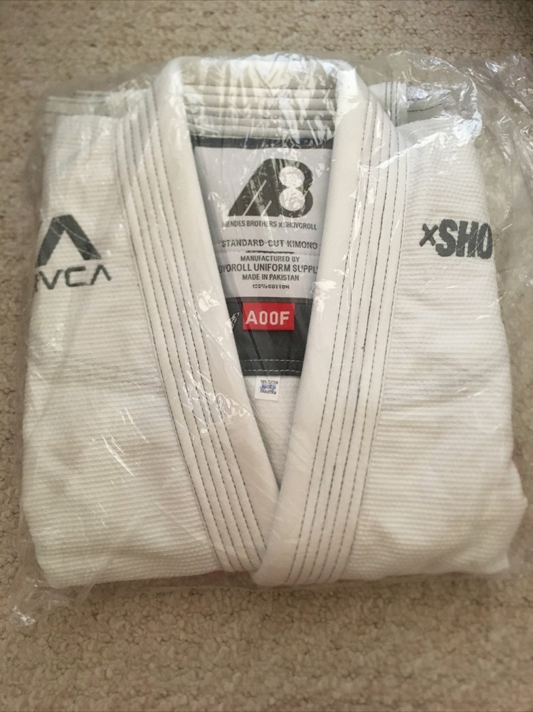 Shoyoroll A00F RVCA Mendes Brothers Gi