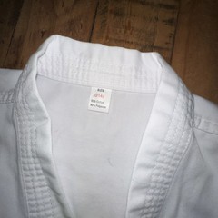 Martial Arts Karate Uniform Cotton Poly White with White Belt Unused Size 0/140