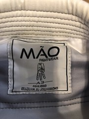 Mão Fightwear A3 Equilibrio Brazilian Jiu Jitsu Kimono A3 Top White