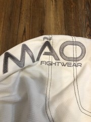 Mão Fightwear A3 Equilibrio Brazilian Jiu Jitsu Kimono A3 Top White