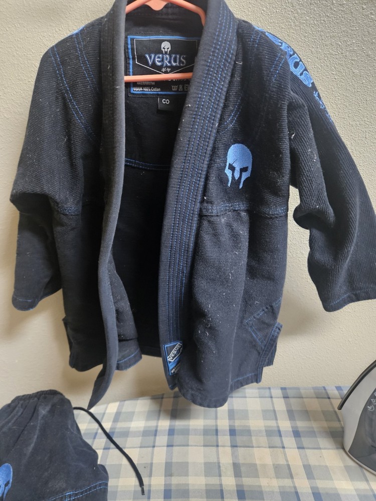Kids Jiu-Jitsu Gi Verus Small