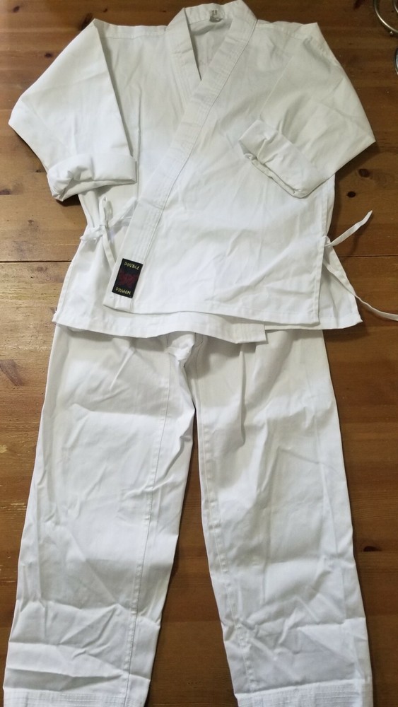 Karate Judo White Uniform Set Jacket and Pants Size 1 Extra Yellow Belt NEW