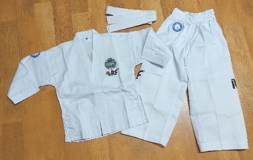 MIghtyFist Taekwon-Do Beginner Uniforms ITF Approved Size 110 W/ Belt USA NEW