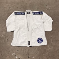 Gracie Barra Equipe Jiu Jitsu Gi Storm White Size M2 Kimono MMA TOP ONLY