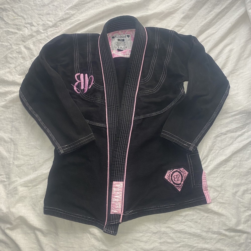 Woman’s Break Point BP Jiu-Jitsu Gi Langsang Patch On Back Size F3