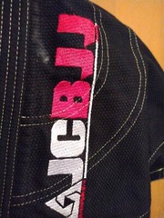 KIDS FUGI KIMONO/ GI TOP SZ. MO MMA lab no wear/ tear likeonew