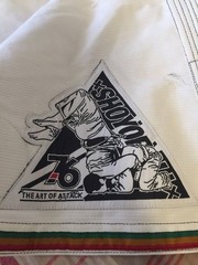 BJJ Gi Shoyoroll Batch #37 Human Chess White JIU JITSU Kimono With Bag