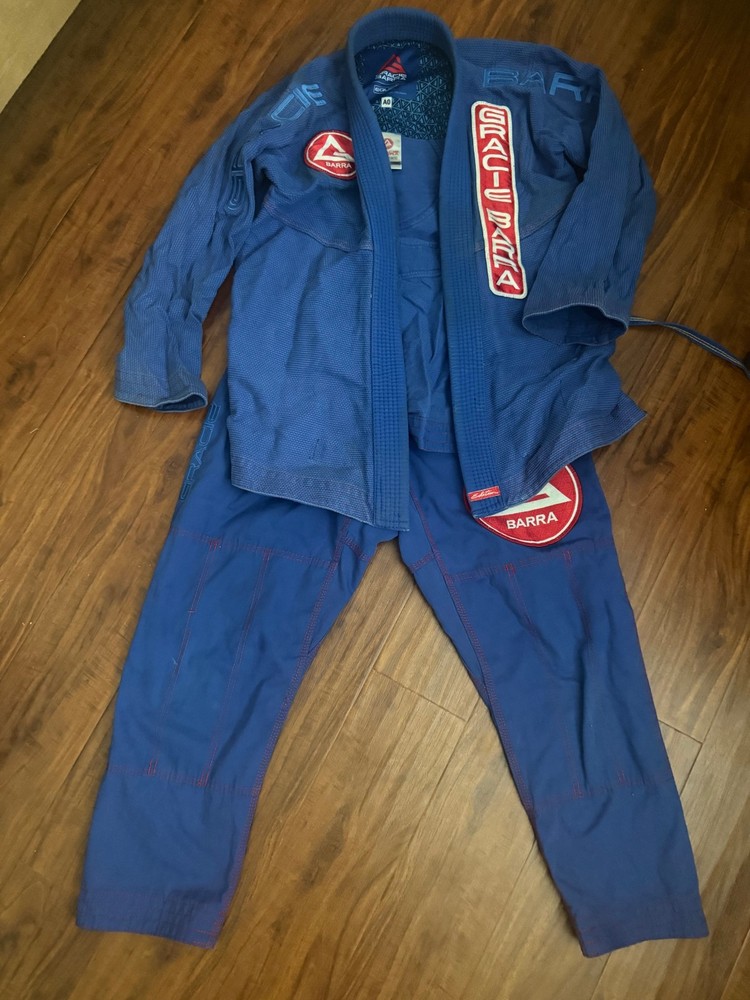 A0 Gracie Barra Blue Gi (kimono, pants & rashguard included)- Sz A0 Mens
