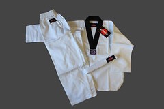 KANKU Taekwondo Uniforms White Color 10 Oz, white V neck black V neck white belt