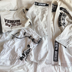 GUC Venum White Challenger BJJ Gi Jiu Jitsu Uniform & Bag (Size A2)