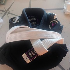 Kingz Basic Female Jiu Jitsu Gi F3 Black & Purple w/Belt Pants Top – Gently Used