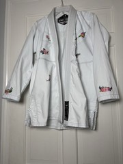 Ultimate Jiu-Jitsu Ultimate Fight Gear White w/Pink Flowers Jacket Size A0