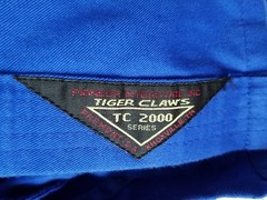 Tiger Claws TC 2000 Series Blue Martial Arts Karate Taekwondo Gi Kids Size 00